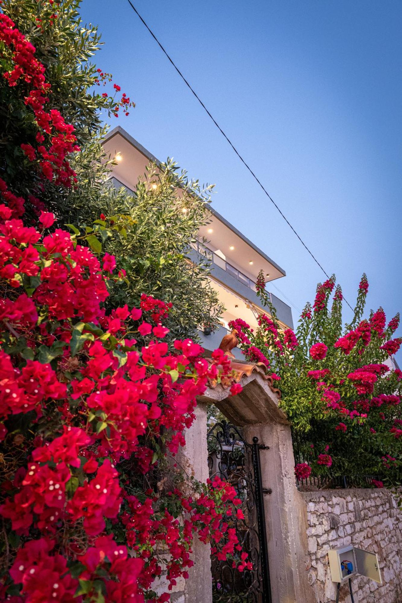 Euphoria Apartments Sarandë Eksteriør billede