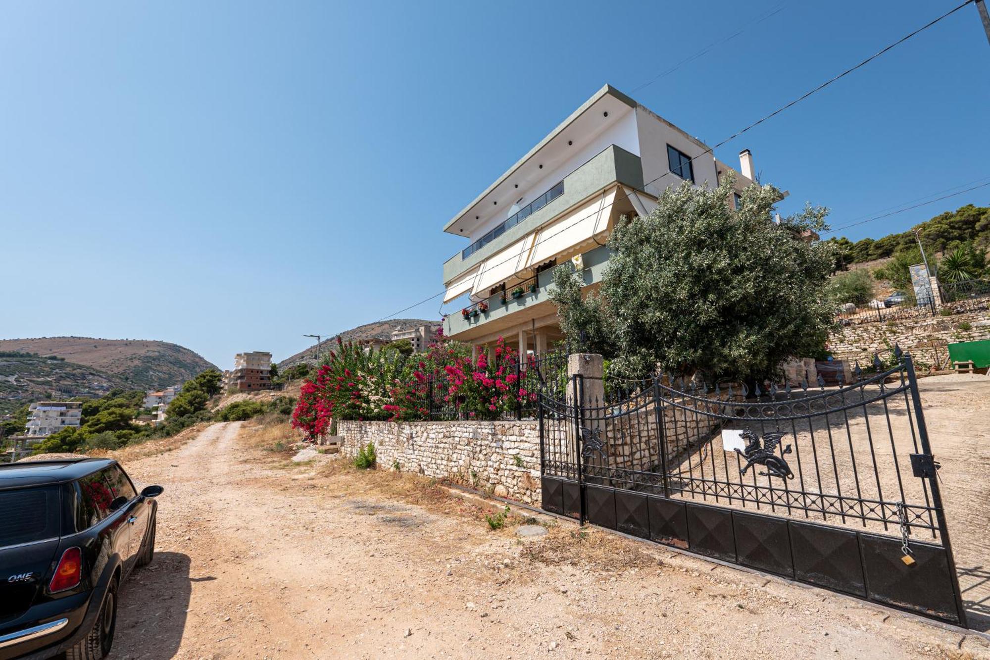 Euphoria Apartments Sarandë Eksteriør billede