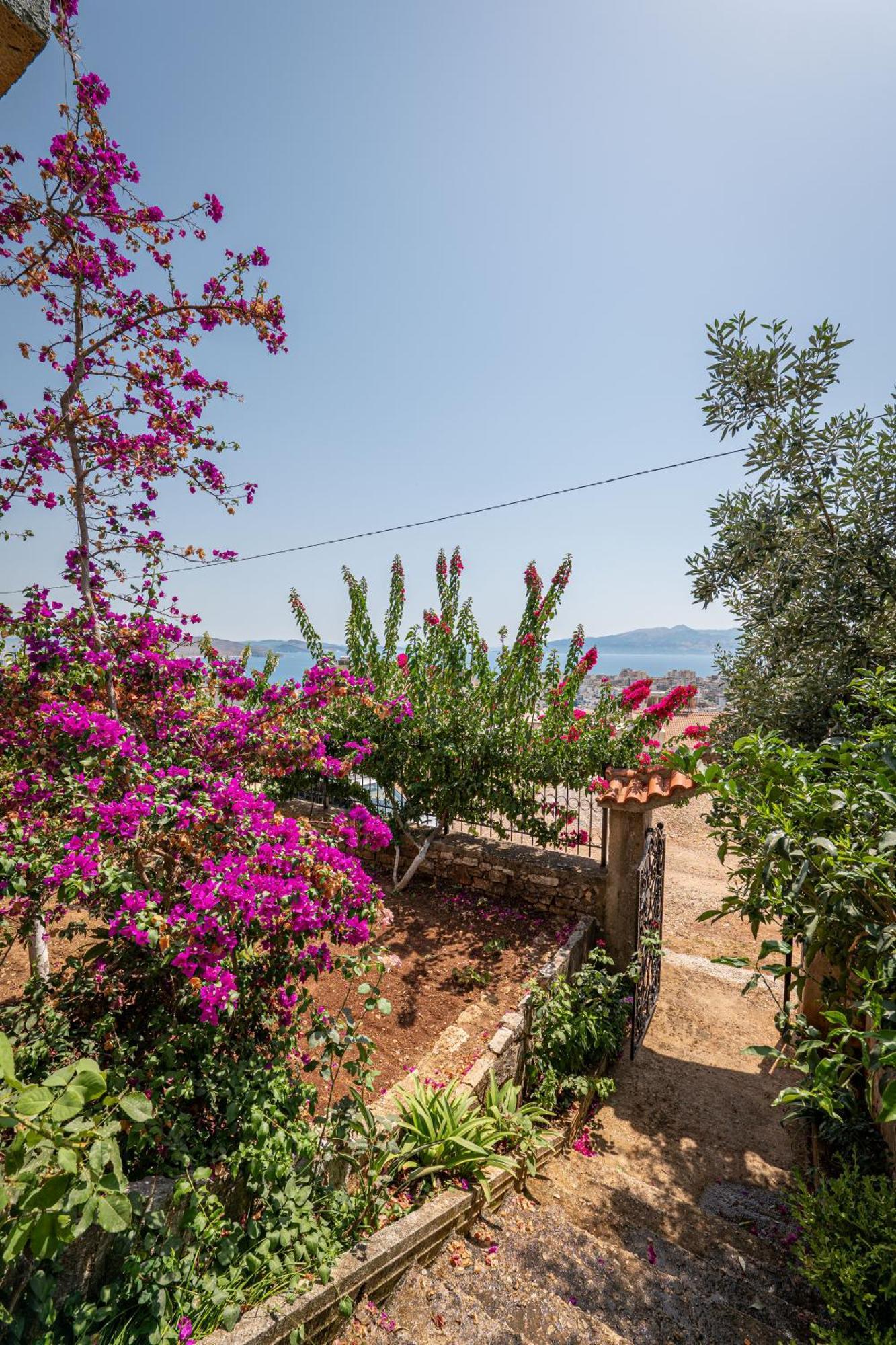 Euphoria Apartments Sarandë Eksteriør billede